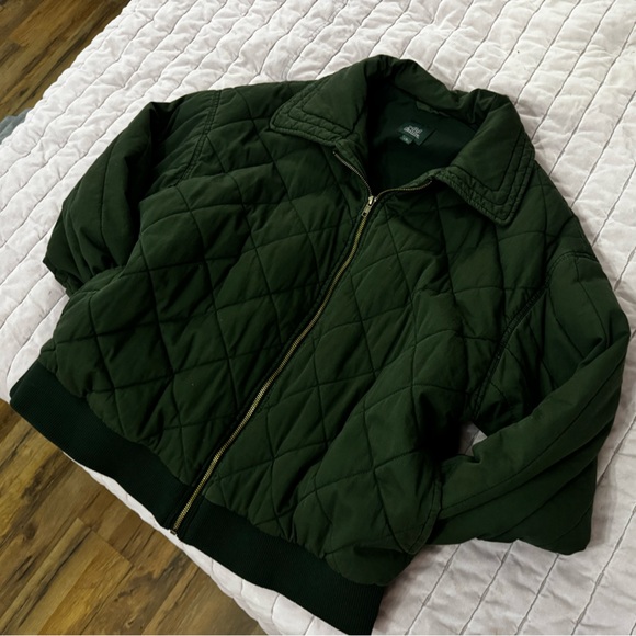 Beautiful Quilted Jacket
Immaculate condition - Picture 6 of 8